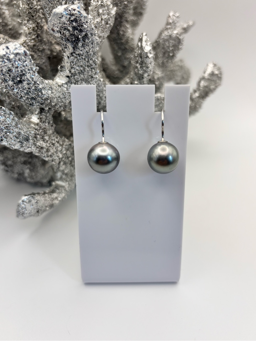 Tahitian Pearl Earrings For Women 14 K White Gold 12 Mm Round